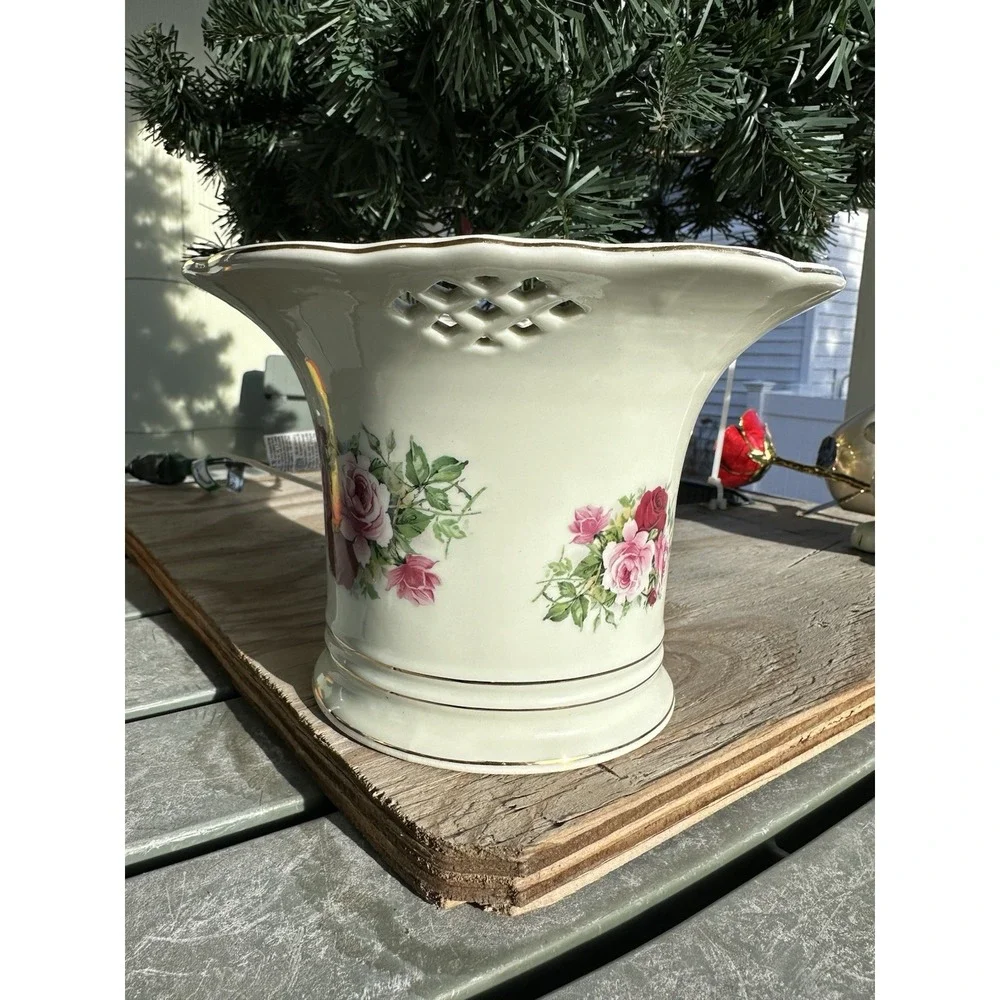 Formalities by Baum Brothers Victorian Rose Pattern Collection Flower Pot Vase
